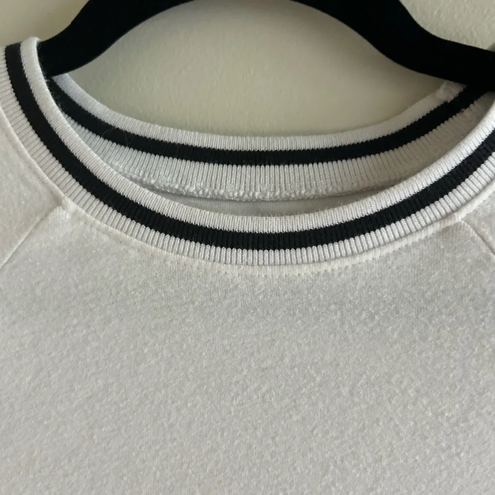 Classic White T-Shirt with Black Striped Collar-Levi’s. - Picture 2 of 6